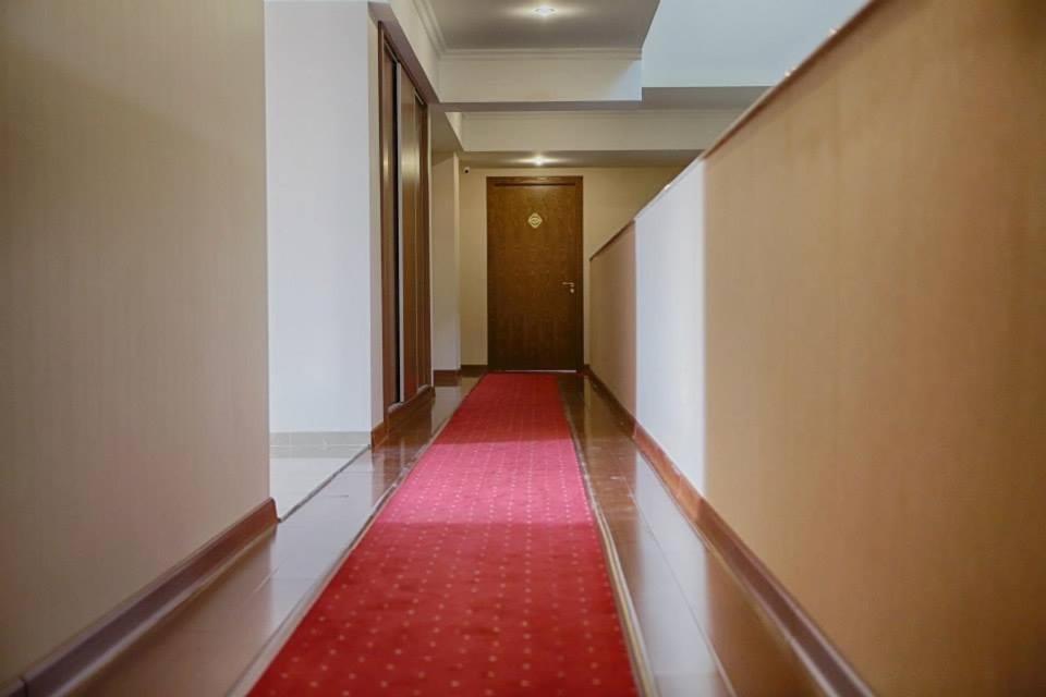 Hotel Bagrati 1003 Kutaisi Esterno foto